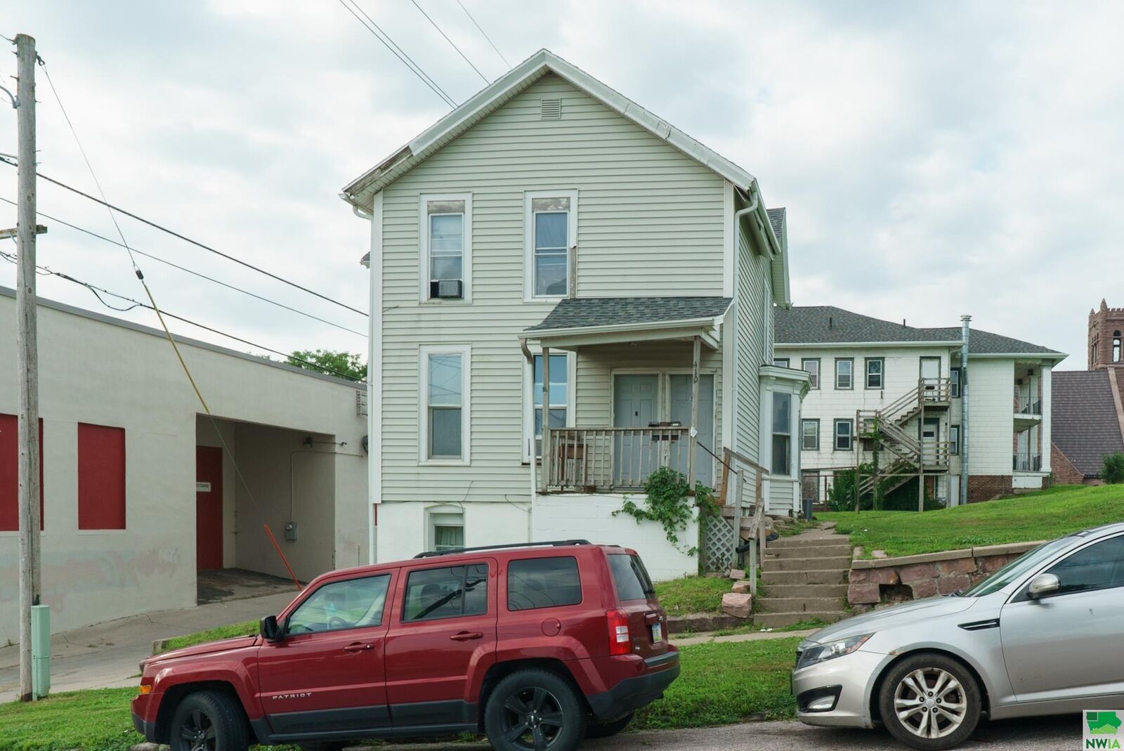 Property Photo:  410 13th St  IA 51105 