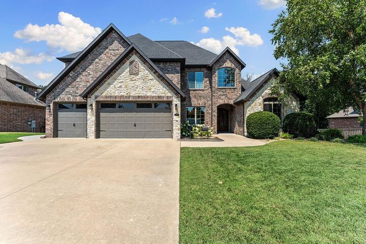 Property Photo: 3260 Laurel Circle AR 72719