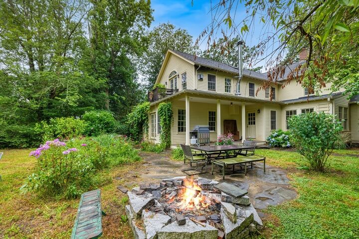 Property Photo:  244 Lincoln Rd  MA 01773 