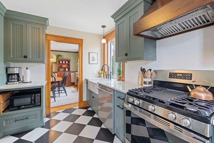 Property Photo:  206 Columbia Street  MA 02148 