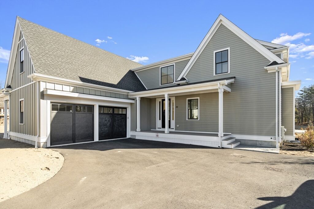 Property Photo: 1060 Grove Street 31 MA 01701