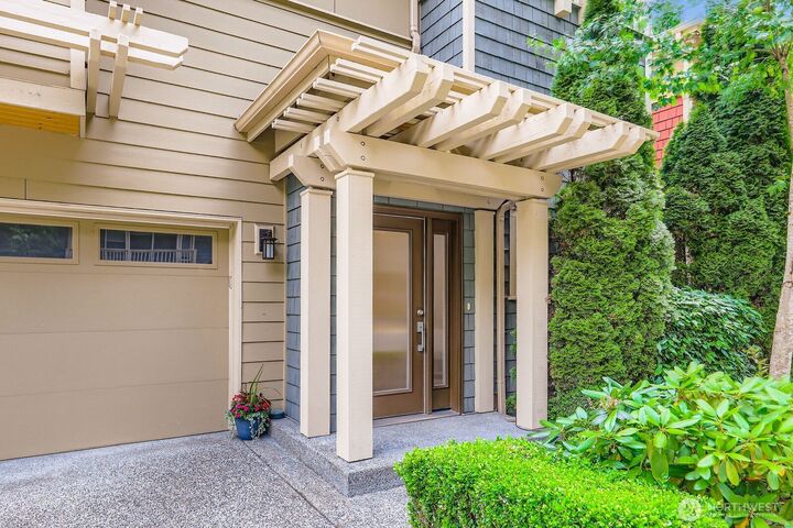 Property Photo:  9064  177th Place NE  WA 98052 