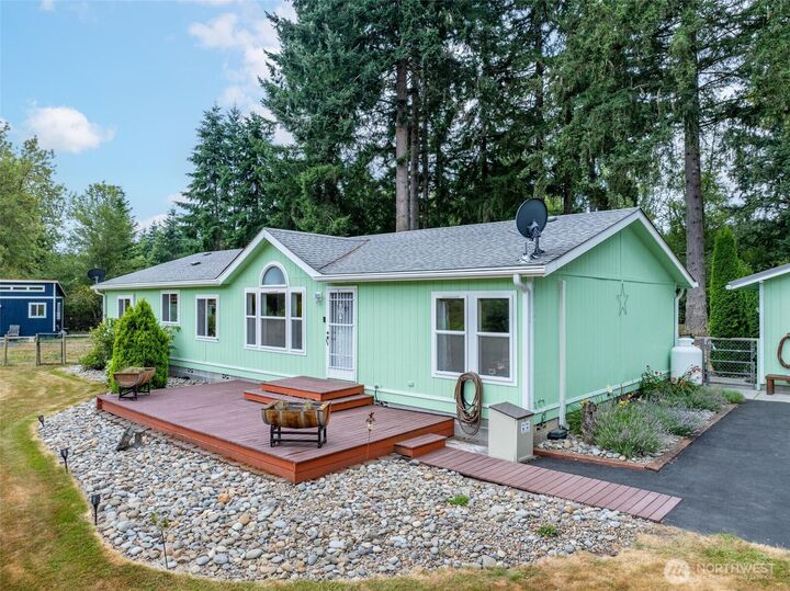 Property Photo:  1159  King Road  WA 98596 