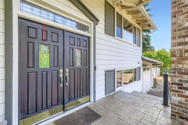 Property Photo: 12432 103rd Avenue NE WA 98034