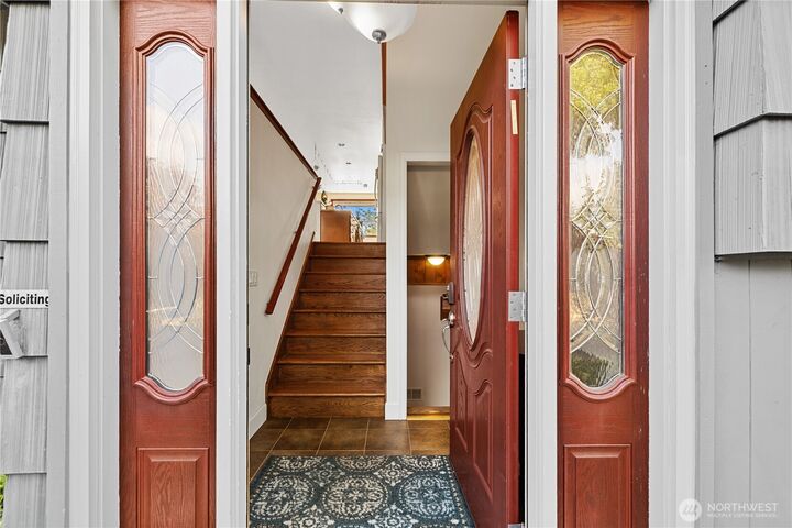 Property Photo:  1224  170th Avenue NE  WA 98008 