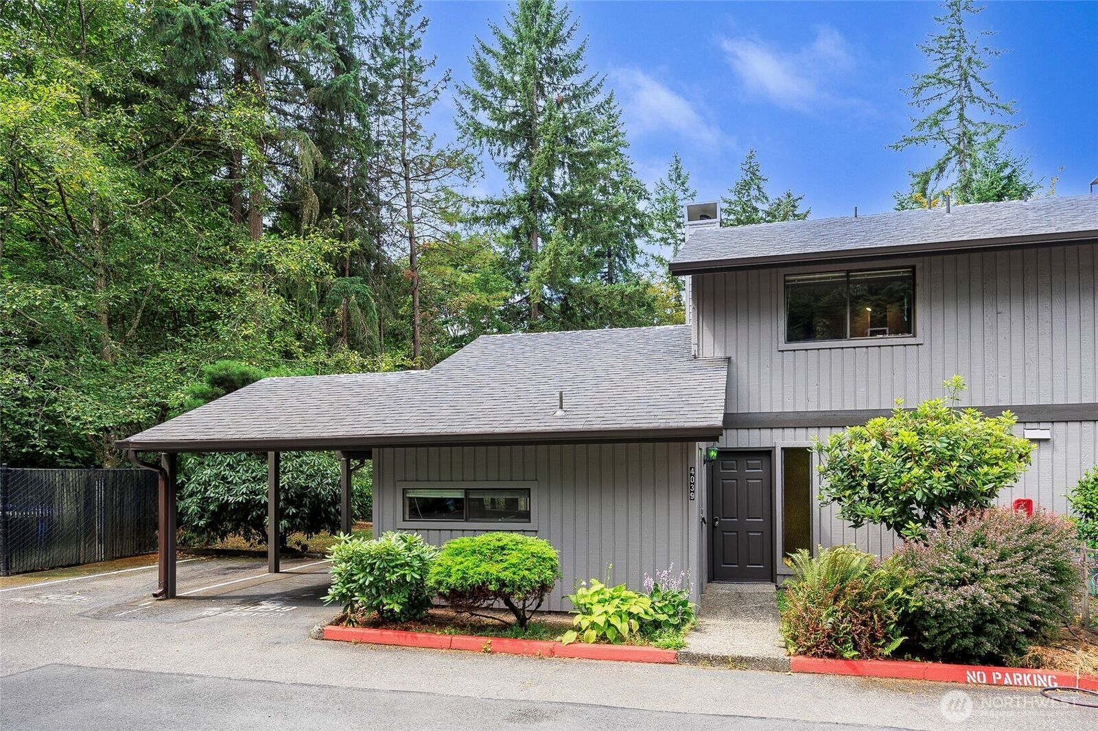 Property Photo: 4039 145th Avenue NE WA 98007