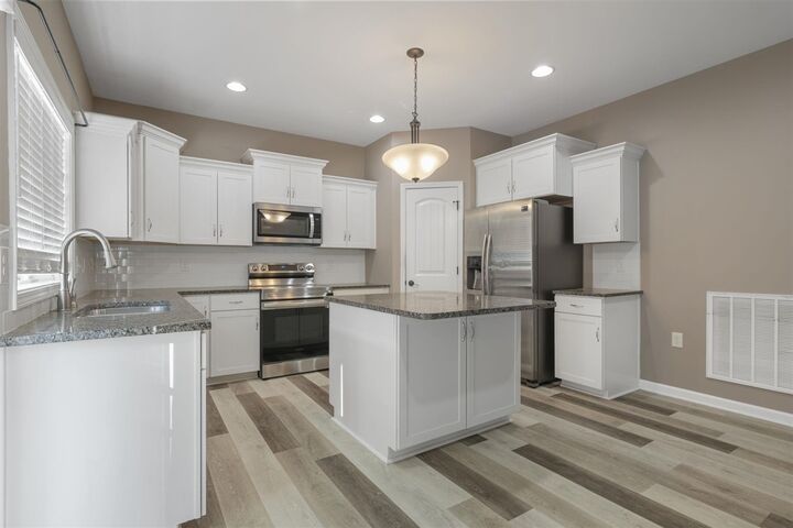 Property Photo:  7046 Stone Meade Court  KY 42101