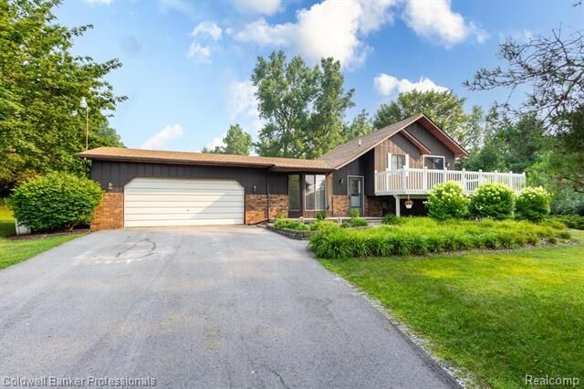 Property Photo:  2809 Galway Bay Drive  MI 48455