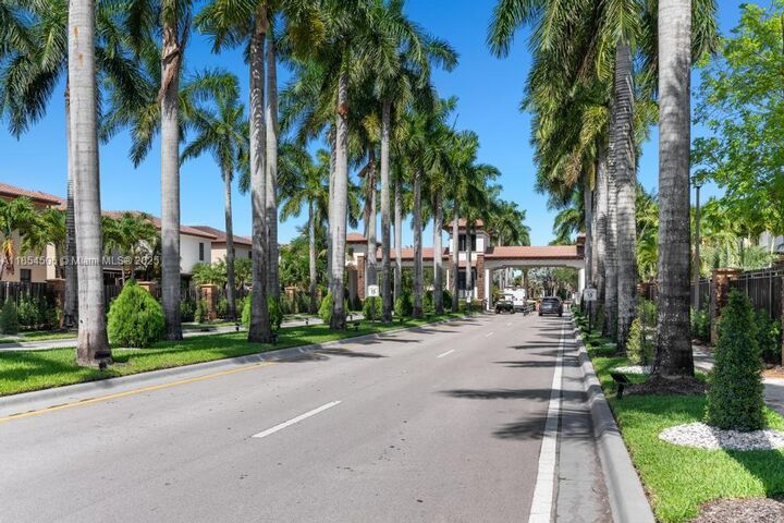 Property Photo: 10023 NW 89th Ter FL 33178