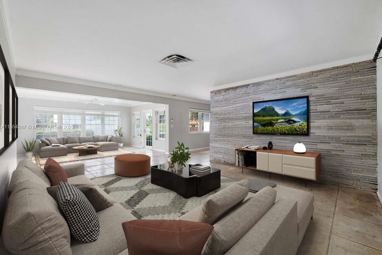 Property Photo: 1150 Adams St FL 33019