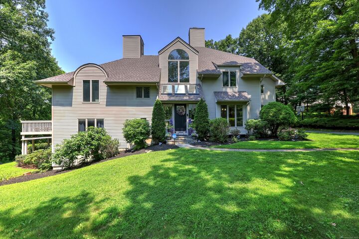 Property Photo:  521 Overlook Road  CT 06033 