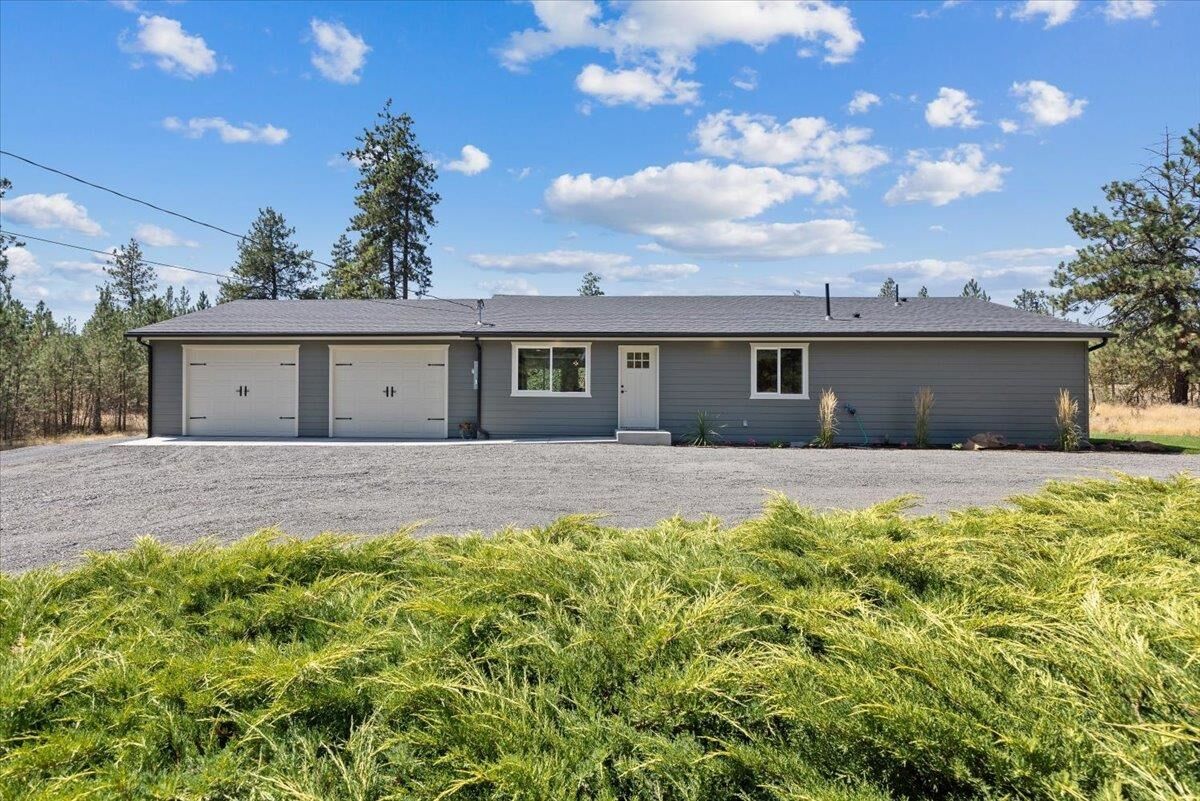 Property Photo: 3618 S Harrison St WA 99224