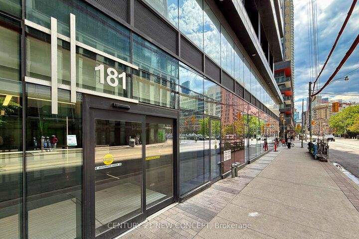 Photo de la propriété: 181 Dundas Street E 4209 ON M5A 1Z4