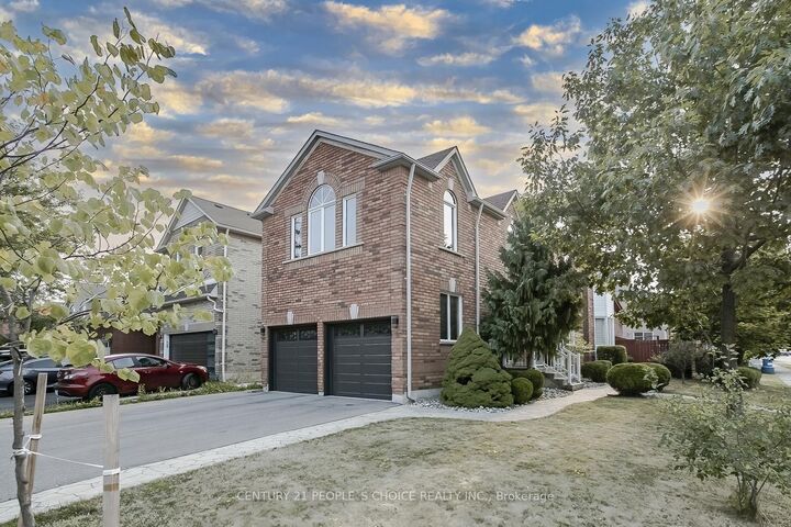 1 Lake Louise Drive  Brampton ON L6X 4W5 photo