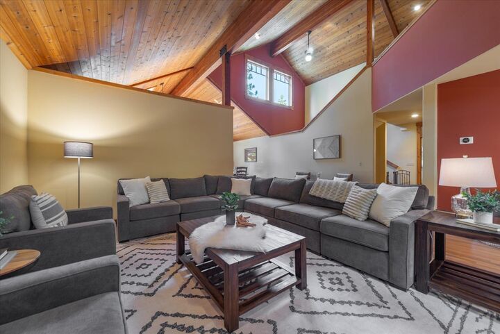 Property Photo:  13369 Heidi Way  CA 96161 