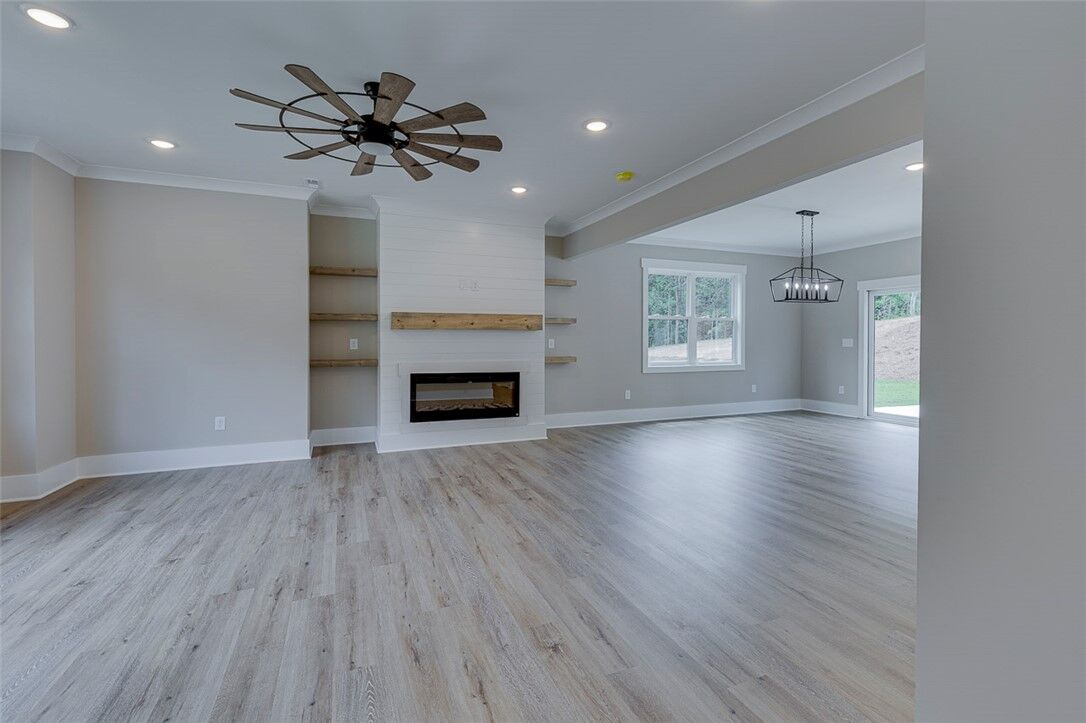 Property Photo: 125 Hidden Lake Drive SC 29625