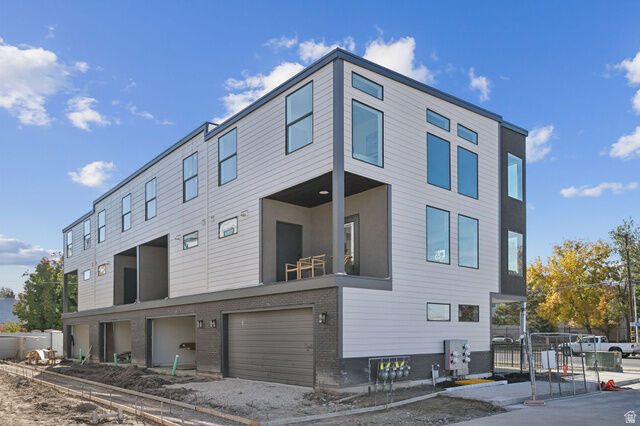 Property Photo: 328 E 3390 S 11 UT 84115