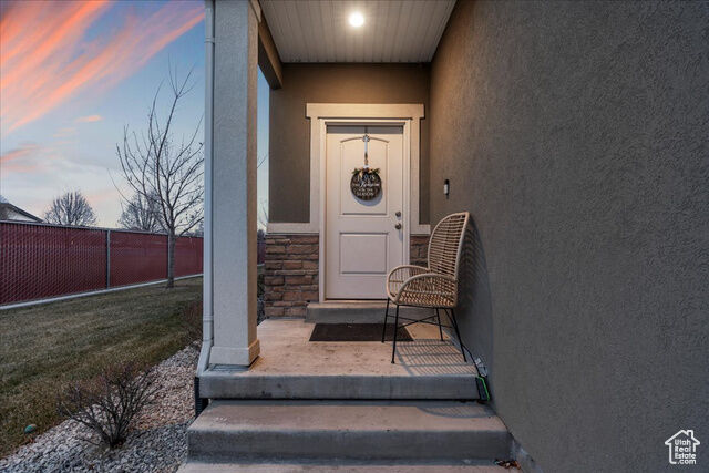 Property Photo:  176 N 450 W  UT 84003 