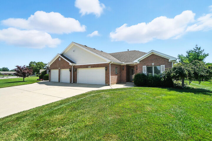 1482 Lantern Lane  Troy OH 45373 photo