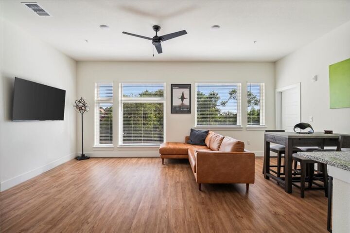 Property Photo: 1811 Webberville Road 1203 TX 78721