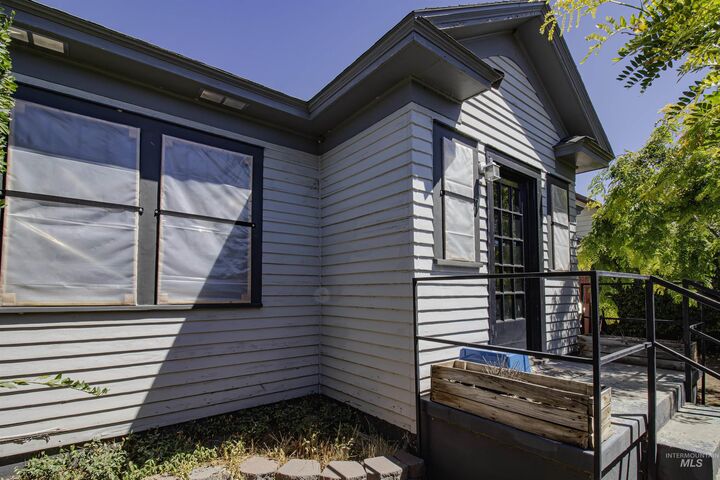 161 SE 5th Ave.  Ontario OR 97914 photo