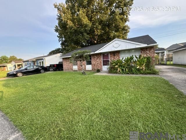 Property Photo:  11682 Auburn Dr  LA 70816 