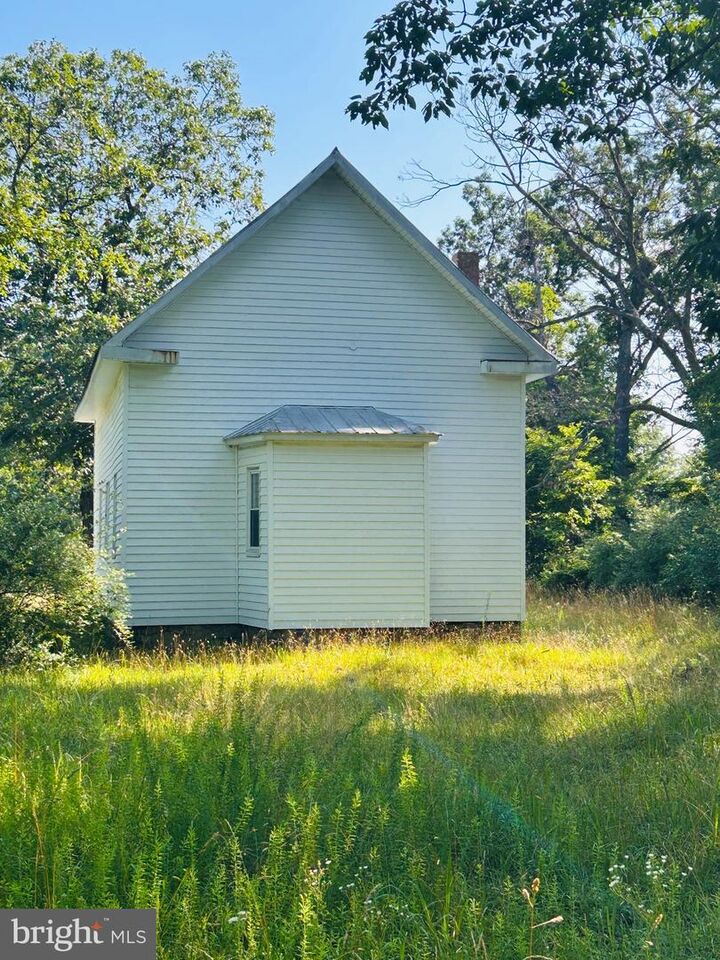 Property Photo: 1691 Bloomery Pike WV 26817