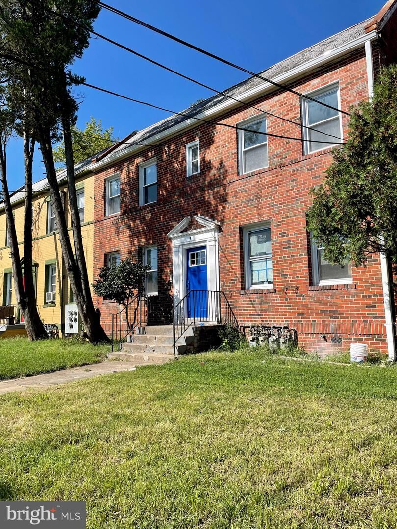 Property Photo: 1838 C Street SE #1 DC 20003