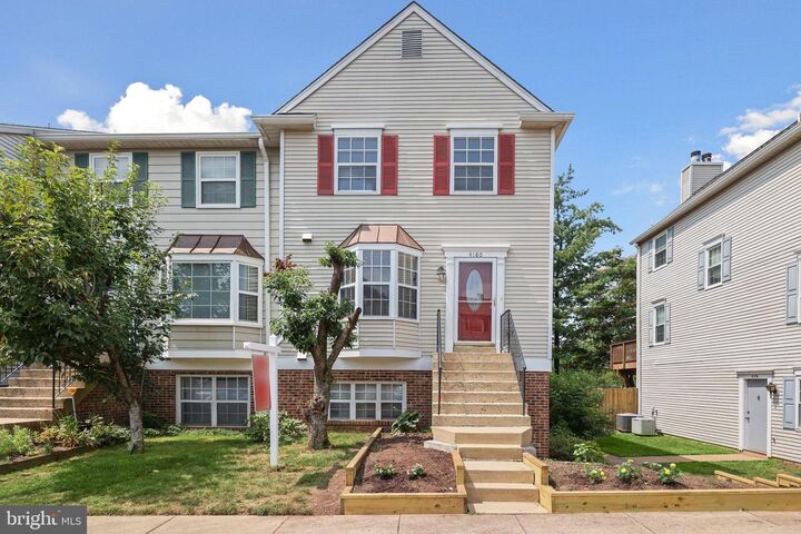 Property Photo: 4180 Pleasant Meadow Court 104A VA 20151