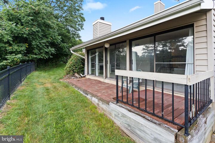 Property Photo:  41 Overlook Drive  NJ 08809 