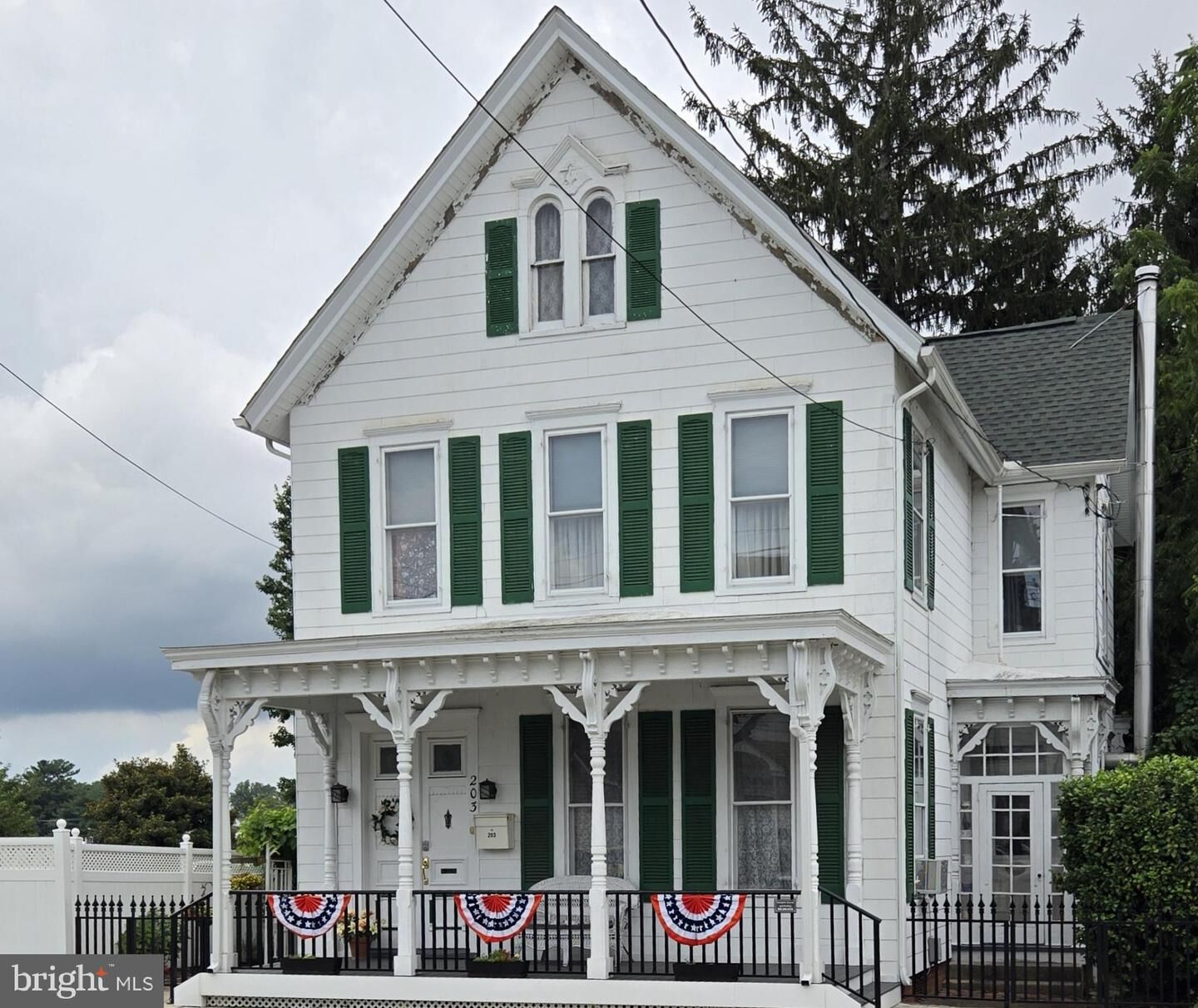 Property Photo: 203 SE Front Street DE 19963
