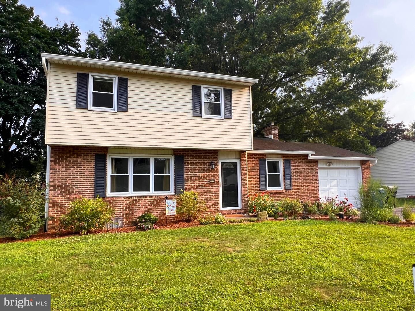 Property Photo:  1113 Floribunda Lane  PA 17055 