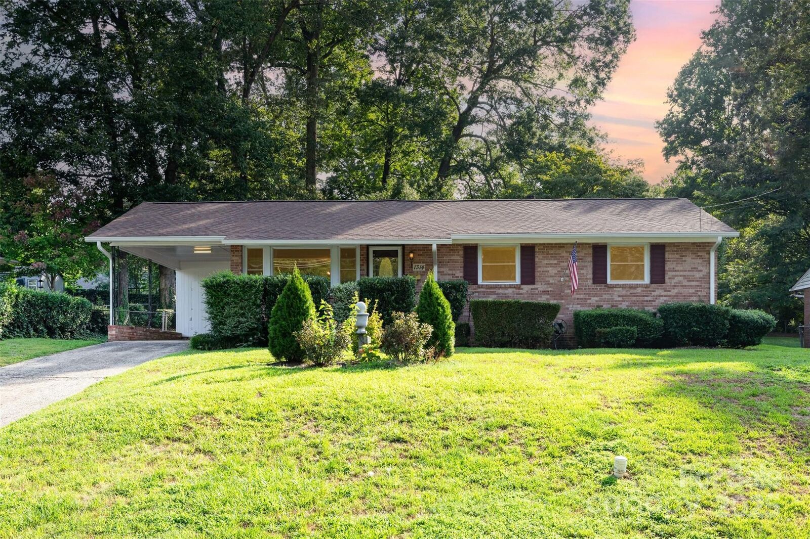 Property Photo:  1314 Fern Forest Drive  NC 28054 