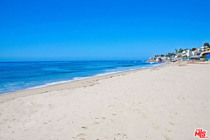 Property Photo:  23754 Malibu Rd  CA 90265 