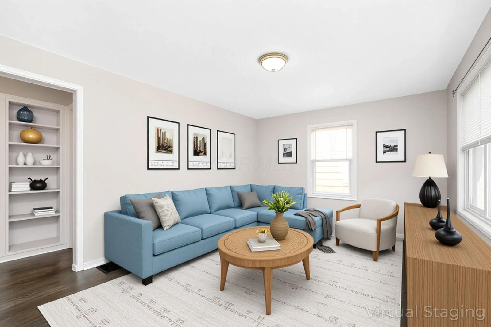 Property Photo: 647 S Napoleon Avenue OH 43213