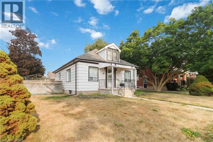 Property Photo: 28 Hamilton Avenue ON N3S 6Z8