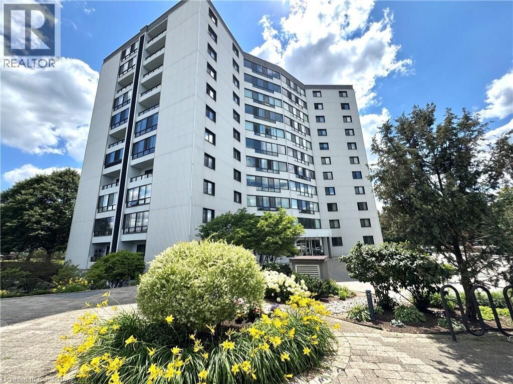 Property Photo:  250 Glenridge Drive 1103  ON N2J 4H8 