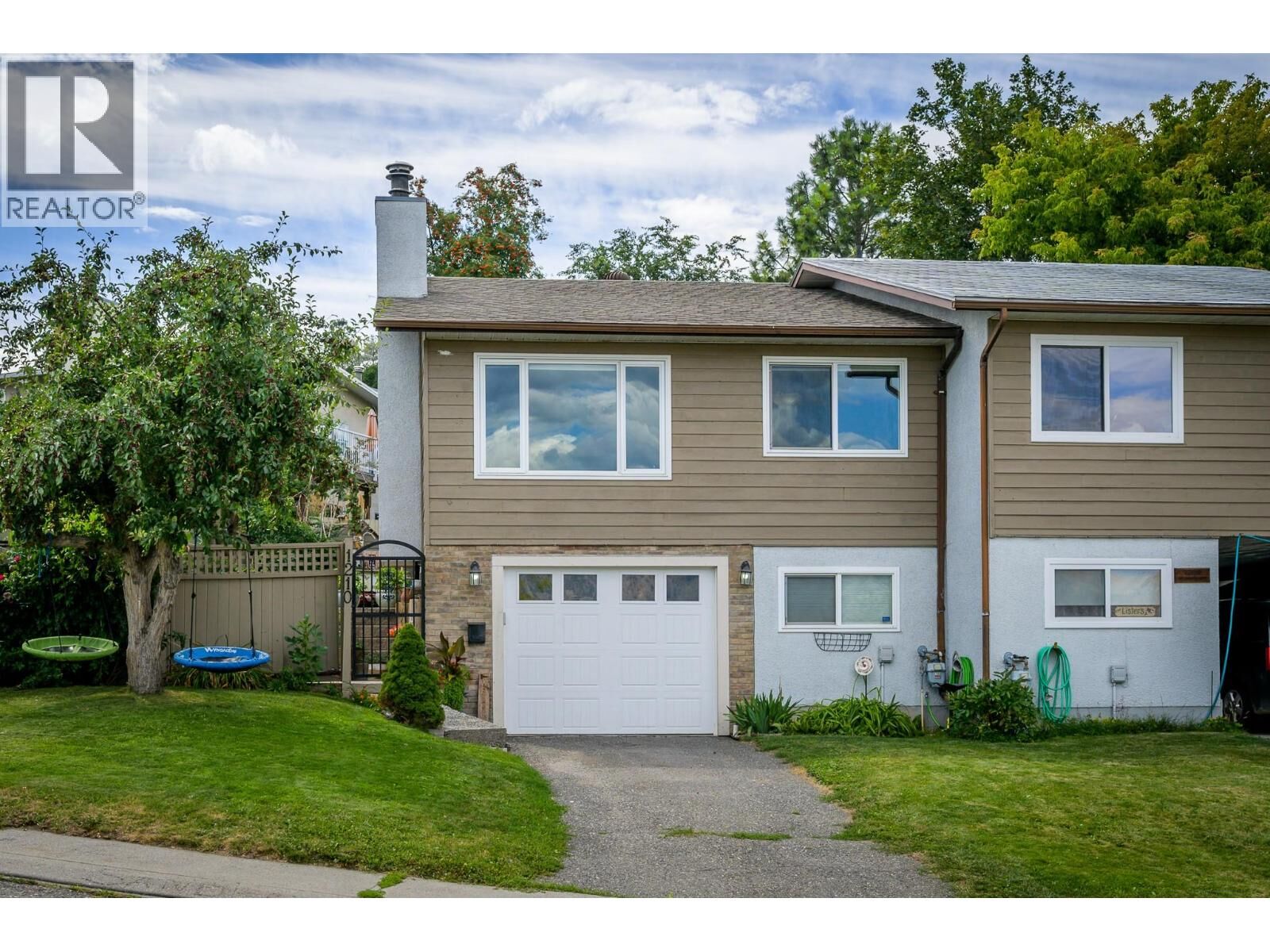 Property Photo: 1210 Monashee Court BC V2C 6B3
