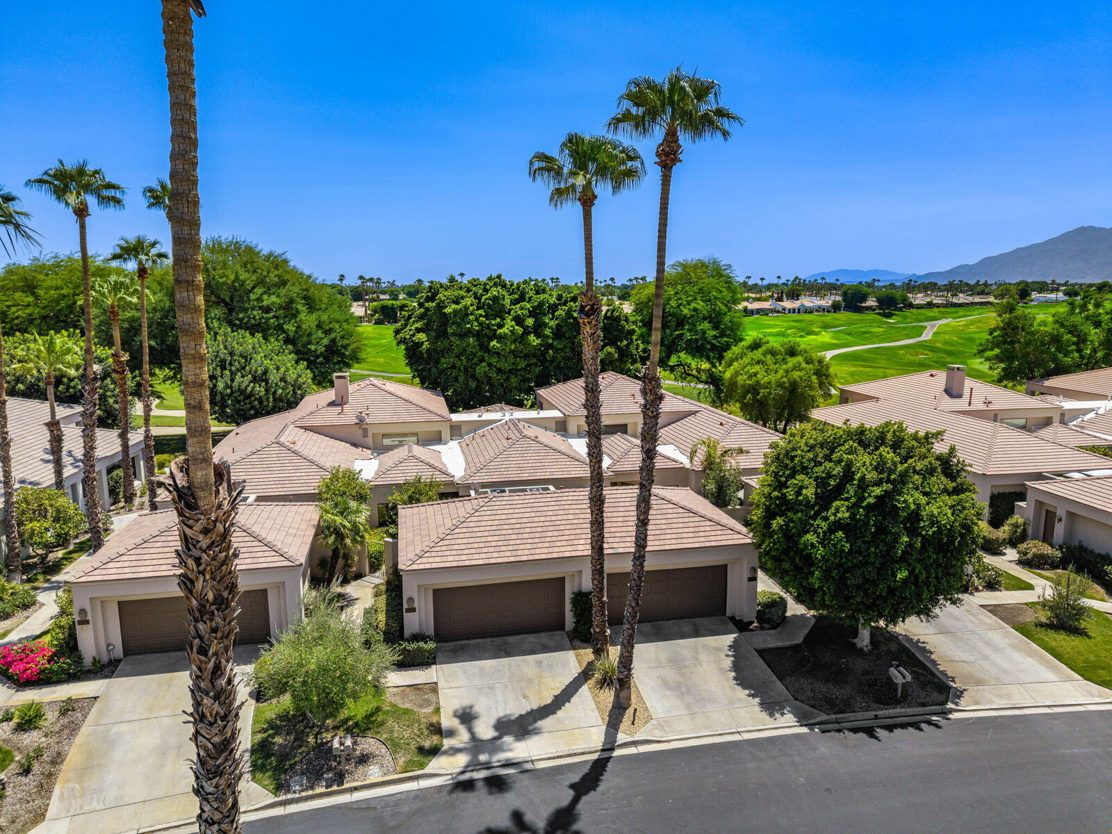 Property Photo: 54374 Oak Tree CA 92253