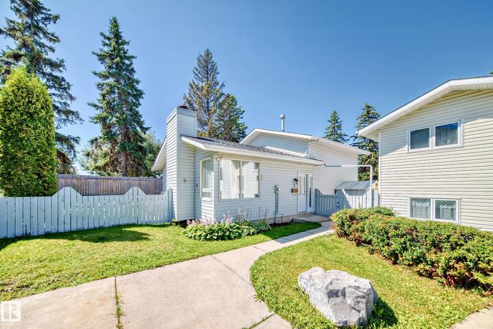 9 Wellington Crescent  Spruce Grove AB T7X 1K6 photo