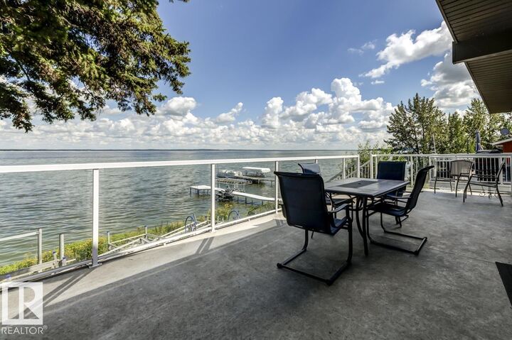 Property Photo:  475 Poplar Bay Dr  AB T0C 1X0 