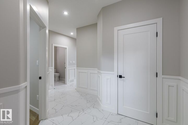Property Photo: 234 Kinglet Boulevard NW AB T5S 0S6