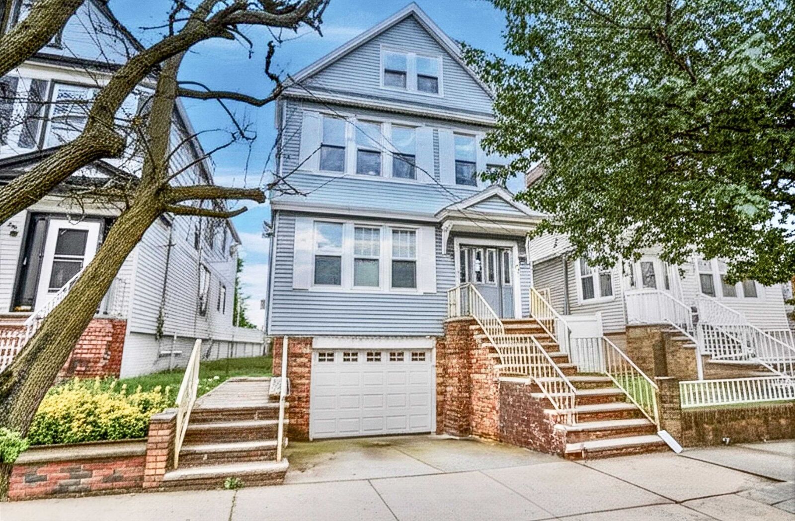 Property Photo:  54 West 4th St  NJ 07002 