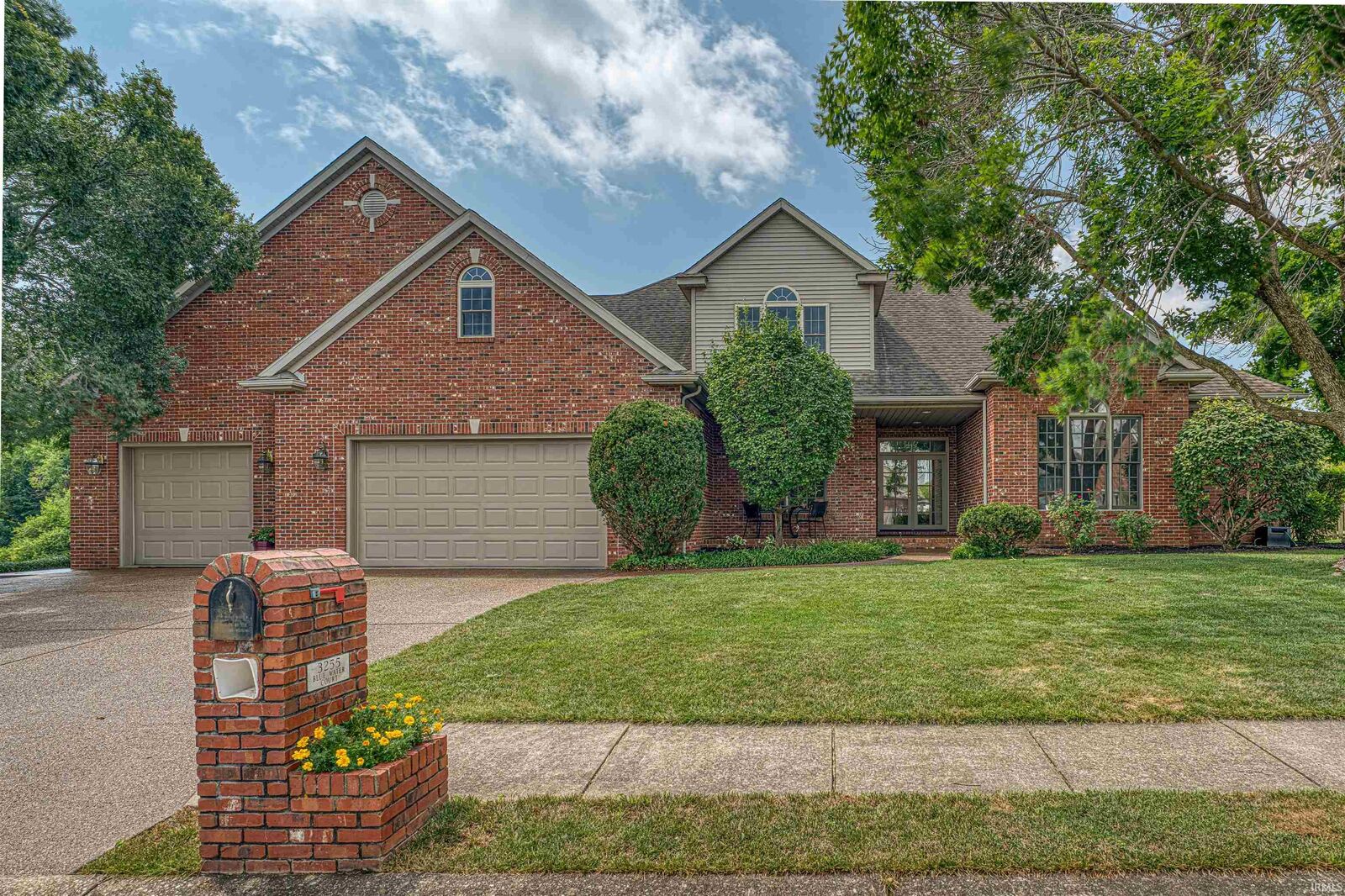 Property Photo:  3255 Blue Water Court  IN 47630 