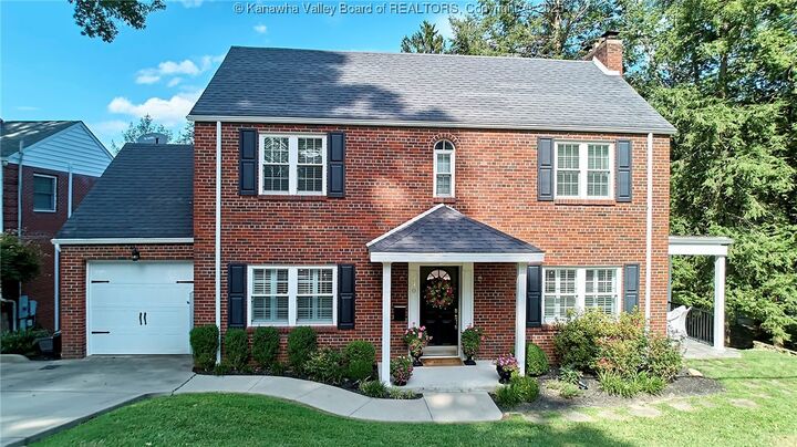140 Abney Circle  Charleston WV 25314 photo