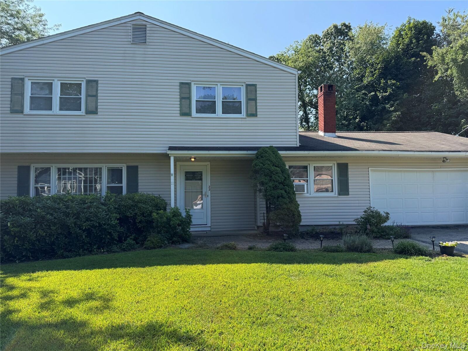 Property Photo:  23 Southern Lane  NY 10990 