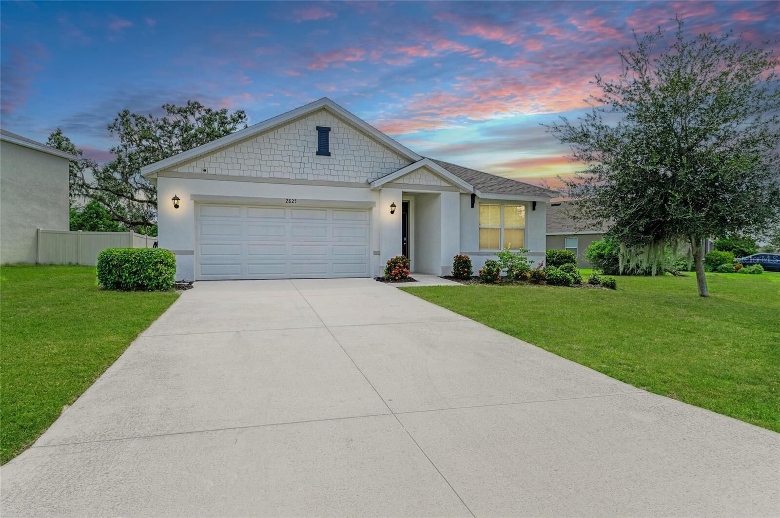 Property Photo:  2825 Greenleaf Terrace  FL 34219 
