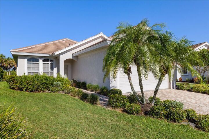Property Photo:  3303 Osprey Lane  FL 33953 