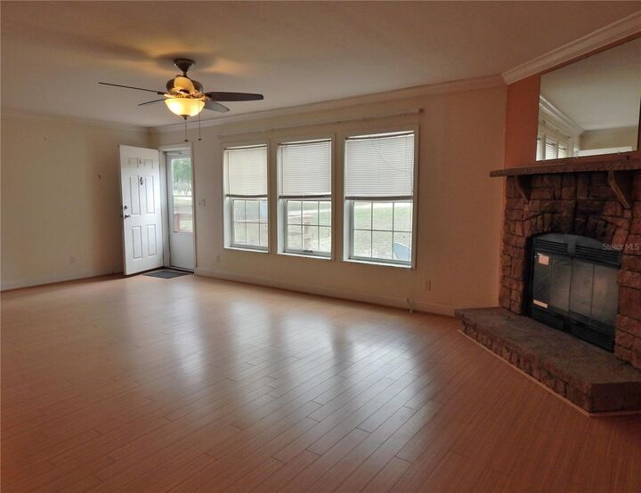 Property Photo:  354 NW 93rd Lane  FL 32008 