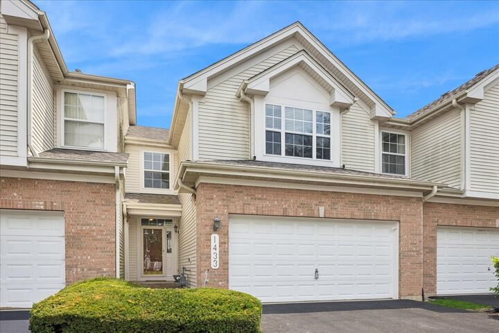 1433 Quincy Bridge Court  Bartlett IL 60103 photo